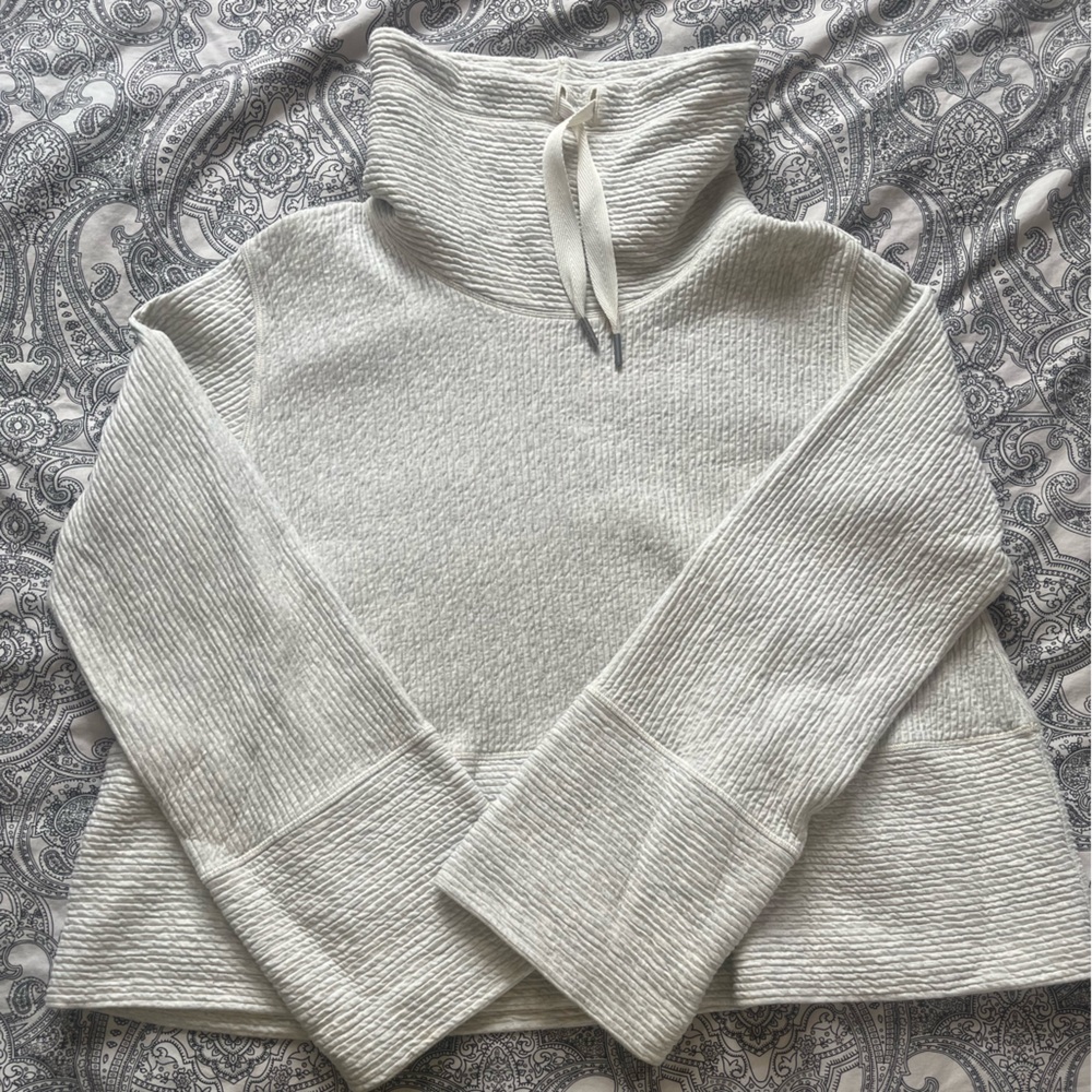 Lululemon Cowl Neck Sweater NWOT.